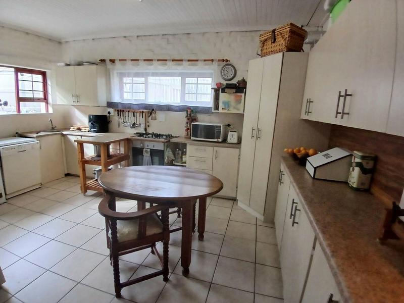 4 Bedroom Property for Sale in Stilbaai East Western Cape